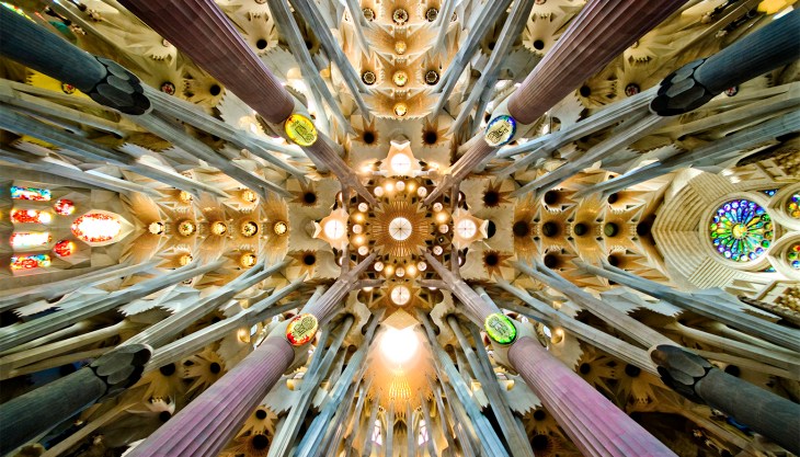 Sagrada_Familia_nave_roof_detail